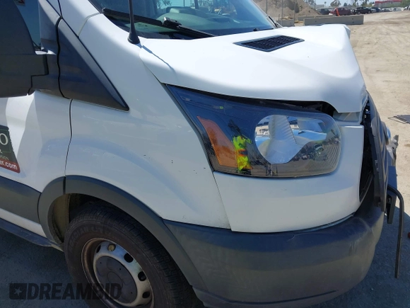 2018 Ford Transit Cargo with VIN 1FTBW3XGXJKB34600, listed as a IAAI auction lot 42017817 with 116,399 mi miles. Bid and sale history available at carsss.com. Image 18.