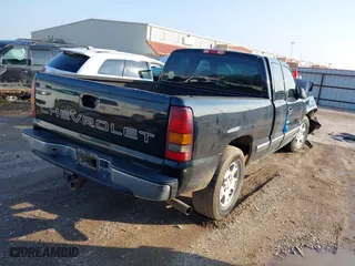 1999 Chevrolet Silverado 1500 LS with VIN 2GCEC19W1X1163328, listed as a IAAI auction lot 41196280 with 342,184 mi miles. Bid and sale history available at carsss.com. Image 4.