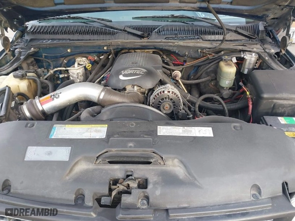 2001 Chevrolet Silverado 1500 LS with VIN 2GCEC19V811360625, listed as a IAAI auction lot 41733223 with 275,968 mi miles. Bid and sale history available at carsss.com. Image 10.