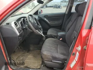 2006 Pontiac Vibe z VIN 5Y2SL65876Z412597, wystawiony jako Copart lot #55124715 z przebiegiem 249 658 mil mil oraz Szkoda całkowita • Salvage title. Historia ofert i sprzedaży dostępna na DreamBid. Obrazek 7.