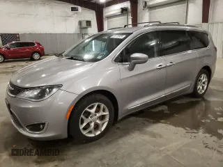 2017 Chrysler Pacifica Touring L Plus with VIN 2C4RC1EG0HR518864, listed as a Copart auction lot 55172925 with 204,057 mi miles and Clean Title. Bid and sale history available at DreamBid. Image 1.
