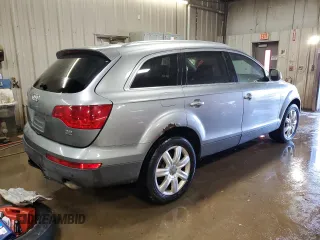 2007 Audi Q7 Premium with VIN WA1BY74L97D080569, listed as a Copart auction lot 50968875 with 214,304 mi miles and Salvage Title. Bid and sale history available at carsss.com. Image 3.