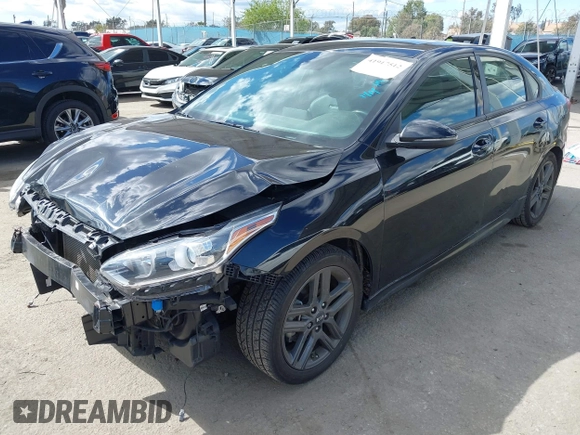 2021 Kia Forte GT-Line with VIN 3KPF34AD2ME272864, listed as a IAAI auction lot 41917512 with 62,610 mi miles. Bid and sale history available at carsss.com. Image 2.