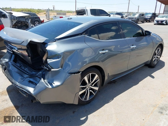 2020 Nissan Maxima SV z VIN 1N4AA6CV8LC375431, wystawiony jako IAAI lot #42182290 z przebiegiem 70 563 mil mil oraz . Historia ofert i sprzedaży dostępna na DreamBid. Obrazek 4.