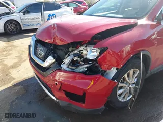 2017 Nissan Rogue SL with VIN JN8AT2MT1HW397520, listed as a IAAI auction lot 41463776 with 102,775 mi miles. Bid and sale history available at carsss.com. Image 17.
