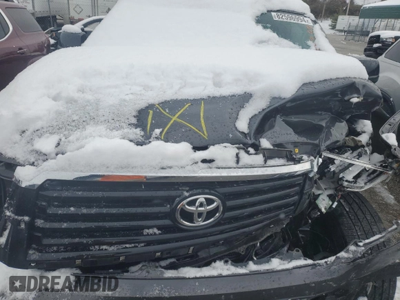 2019 Toyota Sequoia SR5 with VIN 5TDBY5G15KS173235, listed as a Copart auction lot 82596994 with 0 mi miles and Salvage Title. Bid and sale history available at carsss.com. Image 13.