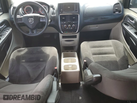 2017 Dodge Grand Caravan SE Plus z VIN 2C4RDGBG0HR798421, wystawiony jako Copart lot #59496985 z przebiegiem 130 887 mil mil oraz Czysty tytuł • Clean title. Historia ofert i sprzedaży dostępna na DreamBid. Obrazek 8.