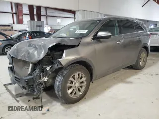 2016 Kia Sorento LX with VIN 5XYPG4A59GG070161, listed as a Copart auction lot 45686555 with 117,442 mi miles and Salvage Title. Bid and sale history available at carsss.com. Image 1.