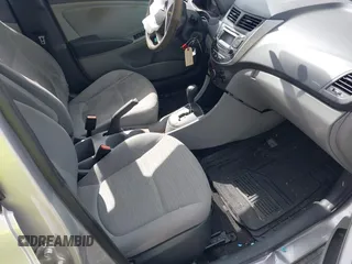 2016 Hyundai Accent SE z VIN KMHCT4AE0GU020544, wystawiony jako IAAI lot #41922723 z przebiegiem 96 718 mil mil oraz . Historia ofert i sprzedaży dostępna na DreamBid. Obrazek 5.