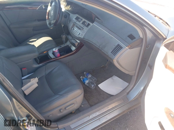 2008 Toyota Avalon XL with VIN 4T1BK36B78U278410, listed as a IAAI auction lot 41632257 with 230,911 mi miles and . Bid and sale history available at DreamBid. Image 5.