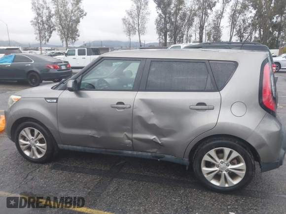 2015 Kia Soul + with VIN KNDJP3A51F7189253, listed as a IAAI auction lot 41773480 with 1 mi miles. Bid and sale history available at carsss.com. Image 14.