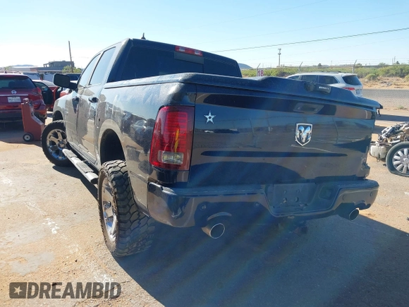 2014 Ram 1500 Sport z VIN 1C6RR6MT3ES366719, wystawiony jako IAAI lot #42228139 z przebiegiem Nie podano mil oraz . Historia ofert i sprzedaży dostępna na DreamBid. Obrazek 3.