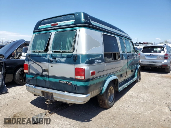 1994 Chevrolet Chevy Van z VIN 1GBEG25K9RF176079, wystawiony jako Copart lot #65824634 z przebiegiem 180 507 mil mil oraz Czysty tytuł • Clean title. Historia ofert i sprzedaży dostępna na DreamBid. Obrazek 3.