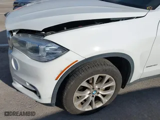 2016 BMW X5 xDrive35i with VIN 5UXKR0C52G0P29633, listed as a IAAI auction lot 41057391 with 176,697 mi miles. Bid and sale history available at carsss.com. Image 19.