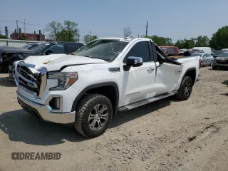 2019 GMC Sierra 1500 SLT z VIN 1GTU9DED3KZ165257, wystawiony jako Copart lot #57960835 z przebiegiem 71 428 mil mil oraz Czysty tytuł • Clean title. Historia ofert i sprzedaży dostępna na DreamBid. Obrazek 1.