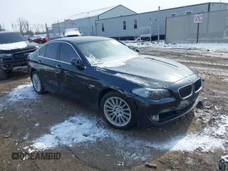 2011 BMW 5 Series 535i xDrive z VIN WBAFU7C52BC777616, wystawiony jako IAAI lot #41599614 z przebiegiem 150 723 mil mil oraz . Historia ofert i sprzedaży dostępna na DreamBid. Obrazek 1.
