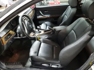 2007 BMW 3 Series 328i z VIN WBAWB33597PU87534, wystawiony jako Copart lot #44131535 z przebiegiem 139 100 mil mil oraz Szkoda całkowita • Salvage title. Historia ofert i sprzedaży dostępna na DreamBid. Obrazek 7.