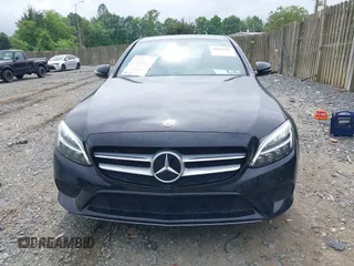 2019 Mercedes-Benz C 300 z VIN WDDWF8EB4KR512866, wystawiony jako IAAI lot #42163271 z przebiegiem 45 025 mil mil oraz . Historia ofert i sprzedaży dostępna na DreamBid. Obrazek 6.