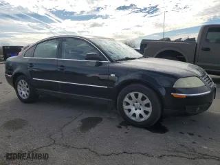 2003 Volkswagen Passat GLS with VIN WVWPD63BX3P113713, listed as a Copart auction lot 46002415 with 206,144 mi miles and Salvage Title. Bid and sale history available at carsss.com. Image 4.