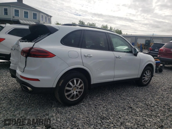 2017 Porsche Cayenne z VIN WP1AA2A23HKA87999, wystawiony jako Copart lot #57457705 z przebiegiem 27 231 mil mil oraz Szkoda całkowita • Salvage title. Historia ofert i sprzedaży dostępna na DreamBid. Obrazek 3.