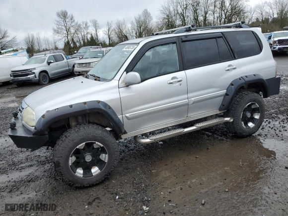 2002 Suzuki XL-7 Standard with VIN JS3TX92V724127654, listed as a Copart auction lot 48965735 with 222,107 mi miles and Clean Title. Bid and sale history available at carsss.com. Image 1.