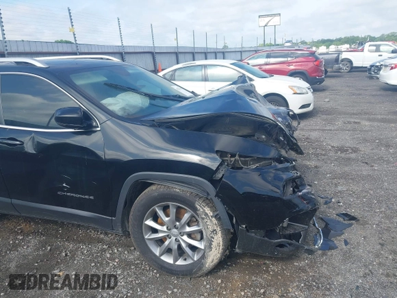 2018 Jeep Cherokee Limited with VIN 1C4PJLDX2JD551965, listed as a IAAI auction lot 42113576 with 161,907 mi miles and . Bid and sale history available at DreamBid. Image 19.
