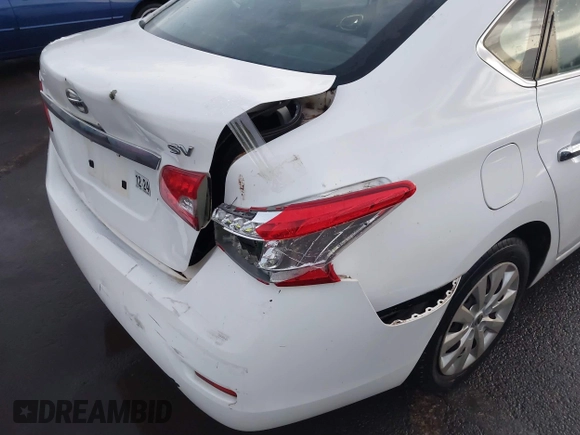 2015 Nissan Sentra SR with VIN 3N1AB7AP2FL664365, listed as a IAAI auction lot 41647863 with 85,719 mi miles and . Bid and sale history available at DreamBid. Image 6.