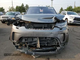 2018 Land Rover Discovery HSE with VIN SALRR2RV7JA059252, listed as a Copart auction lot 63998624 with 45,045 mi miles and Salvage Title. Bid and sale history available at carsss.com. Image 5.
