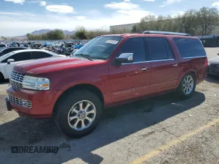 2013 Lincoln Navigator z VIN 5LMJJ3J54DEL05113, wystawiony jako Copart lot #48155615 z przebiegiem 180 299 mil mil oraz Szkoda całkowita • Salvage title. Historia ofert i sprzedaży dostępna na DreamBid. Obrazek 1.