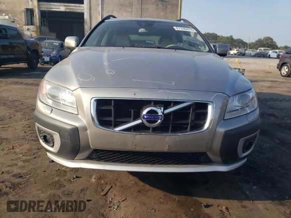 2013 Volvo XC70 3.2L with VIN YV4952BL8D1158854, listed as a Copart auction lot 67446474 with 180,013 mi miles and Salvage Title. Bid and sale history available at DreamBid. Image 5.