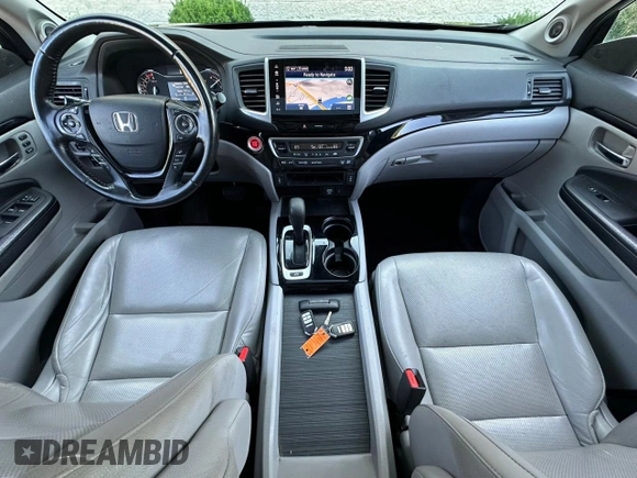 2019 Honda Ridgeline RTL-E with VIN 5FPYK3F71KB009532, listed as a Copart auction lot 65827935 with 217,177 mi miles and Clean title. Bid and sale history available at DreamBid. Image 9.