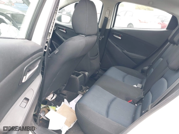 2019 Toyota Yaris Sedan L with VIN 3MYDLBYVXKY507258, listed as a IAAI auction lot 41890588 with 1 mi miles. Bid and sale history available at carsss.com. Image 8.