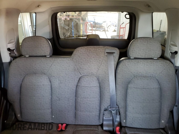 2005 Ford Explorer XLS with VIN 1FMZU72K65ZA59815, listed as a Copart auction lot 57235034 with 179,218 mi miles and Clean title. Bid and sale history available at DreamBid. Image 10.