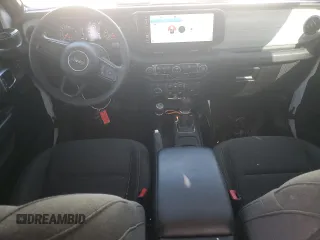 2024 Jeep Gladiator Sport с VIN 1C6JJTAG5RL113296, выставлен на аукционе Copart как лот 52172315 с пробегом 35 463 миль миль и Списание • Salvage title. История ставок и продаж доступна на DreamBid. Изображение 8.