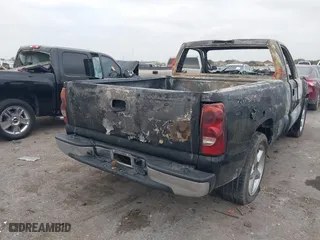 2005 Chevrolet Silverado 1500 Work Truck with VIN 1GCEC14X25Z324919, listed as a IAAI auction lot 41020016 with 1 mi miles. Bid and sale history available at carsss.com. Image 4.