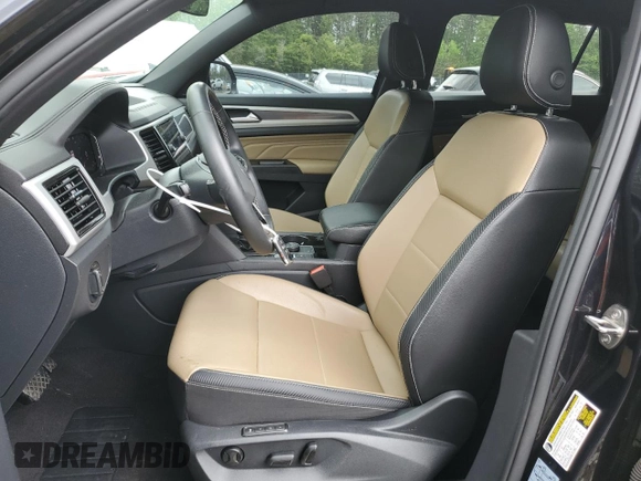 2021 Volkswagen Atlas SEL with VIN 1V2BE2CA7MC213069, listed as a Copart auction lot 55888815 with 45,712 mi miles and Salvage title. Bid and sale history available at DreamBid. Image 7.