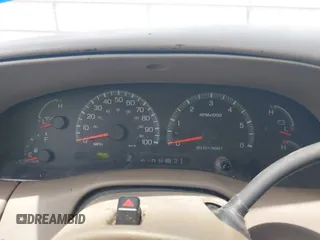 2000 Ford Expedition Eddie Bauer с VIN 1FMEU17L3YLB95565, выставлен на аукционе IAAI как лот 42517370 с пробегом Не указан миль и . История ставок и продаж доступна на DreamBid. Изображение 7.