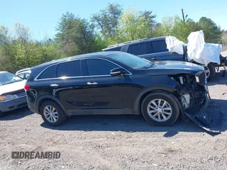 2018 Kia Sorento LX with VIN 5XYPG4A35JG410489, listed as a IAAI auction lot 41814696 with 134,402 mi miles. Bid and sale history available at carsss.com. Image 13.