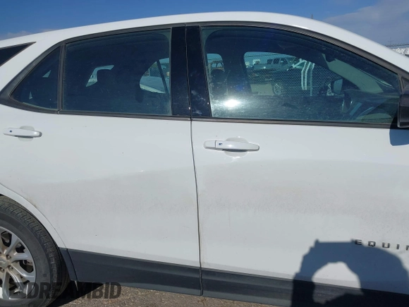 2019 Chevrolet Equinox LS with VIN 3GNAXHEV6KS676068, listed as a IAAI auction lot 42006434 with 55,902 mi miles and . Bid and sale history available at carsss.com. Image 14.