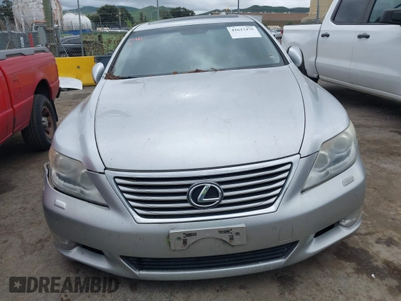 2012 Lexus LS 460 with VIN JTHCL5EF0C5014758, listed as a IAAI auction lot 41627475 with 154,717 mi miles and . Bid and sale history available at DreamBid. Image 12.