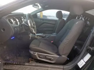 2014 Ford Mustang V6 с VIN 1ZVBP8AM7E5317804, выставлен на аукционе Copart как лот 60095725 с пробегом 74 932 миль миль и Списание • Salvage title. История ставок и продаж доступна на DreamBid. Изображение 7.