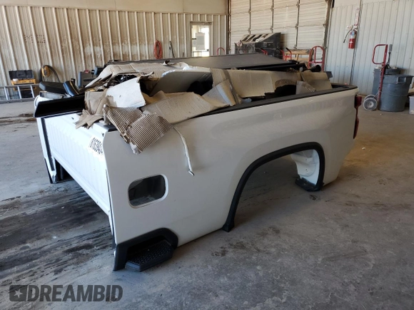 2021 Chevrolet Silverado 1500 with VIN BS81639404, listed as a Copart auction lot 81639404 with Not Provided miles and Clean Title. Bid and sale history available at DreamBid. Image 3.
