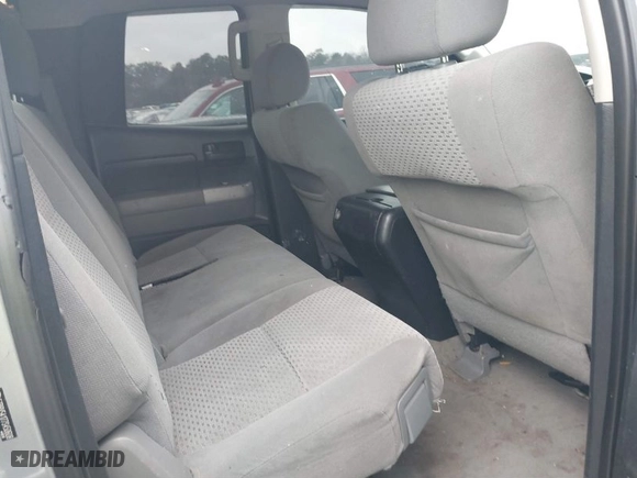 2007 Toyota Tundra SR5 with VIN 5TBRV54177S450608, listed as a IAAI auction lot 41615975 with 242,261 mi miles. Bid and sale history available at carsss.com. Image 8.