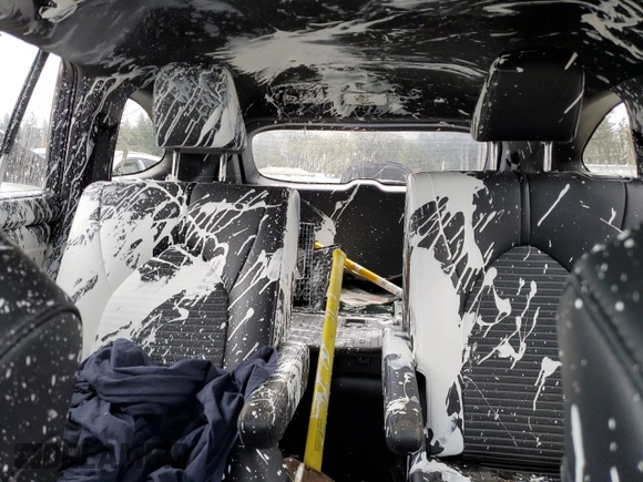 2021 Toyota Highlander XSE z VIN 5TDLZRBH4MS113995, wystawiony jako Copart lot #53573835 z przebiegiem Nie podano mil oraz Szkoda całkowita • Salvage title. Historia ofert i sprzedaży dostępna na DreamBid. Obrazek 10.