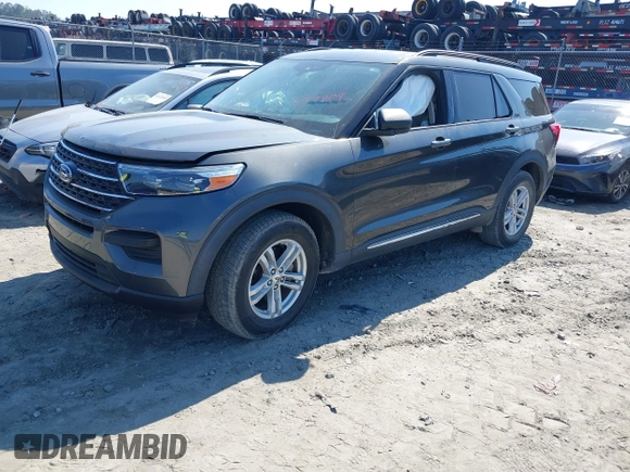 2020 Ford Explorer XLT with VIN 1FMSK7DH0LGB14180, listed as a IAAI auction lot 41671804 with 76,677 mi miles. Bid and sale history available at carsss.com. Image 2.