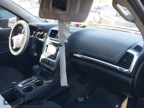 2015 GMC Acadia SLE with VIN 1GKKVPKD5FJ270397, listed as a IAAI auction lot 41592634 with 87,724 mi miles. Bid and sale history available at carsss.com. Image 5.