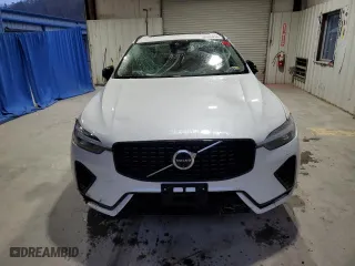 2024 Volvo XC60 Plus Dark Theme with VIN YV4L12RL7R1750616, listed as a Copart auction lot 86825234 with 0 mi miles and Salvage Title. Bid and sale history available at carsss.com. Image 5.