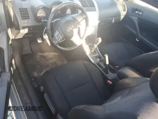 2006 Scion tC z VIN JTKDE177060137498, wystawiony jako Copart lot #52748195 z przebiegiem 194 151 mil mil oraz Szkoda całkowita • Salvage title. Historia ofert i sprzedaży dostępna na DreamBid. Obrazek 8.