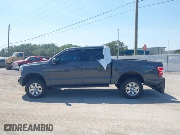 2018 Ford F-150 XL z VIN 1FTEW1EP8JFD63788, wystawiony jako IAAI lot #42252446 z przebiegiem 52 611 mil mil oraz . Historia ofert i sprzedaży dostępna na DreamBid. Obrazek 14.
