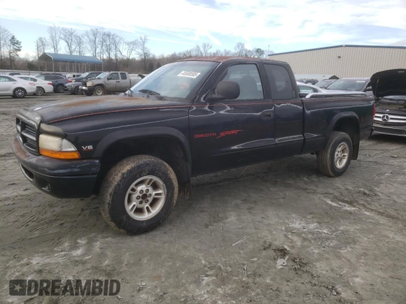 1999 Dodge Dakota SLT with VIN 1B7GG22X1XS235134, listed as a Copart auction lot 45508585 with 172,701 mi miles and Salvage Title. Bid and sale history available at carsss.com. Image 1.